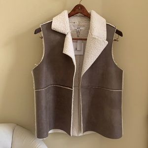 Sherpa vest
